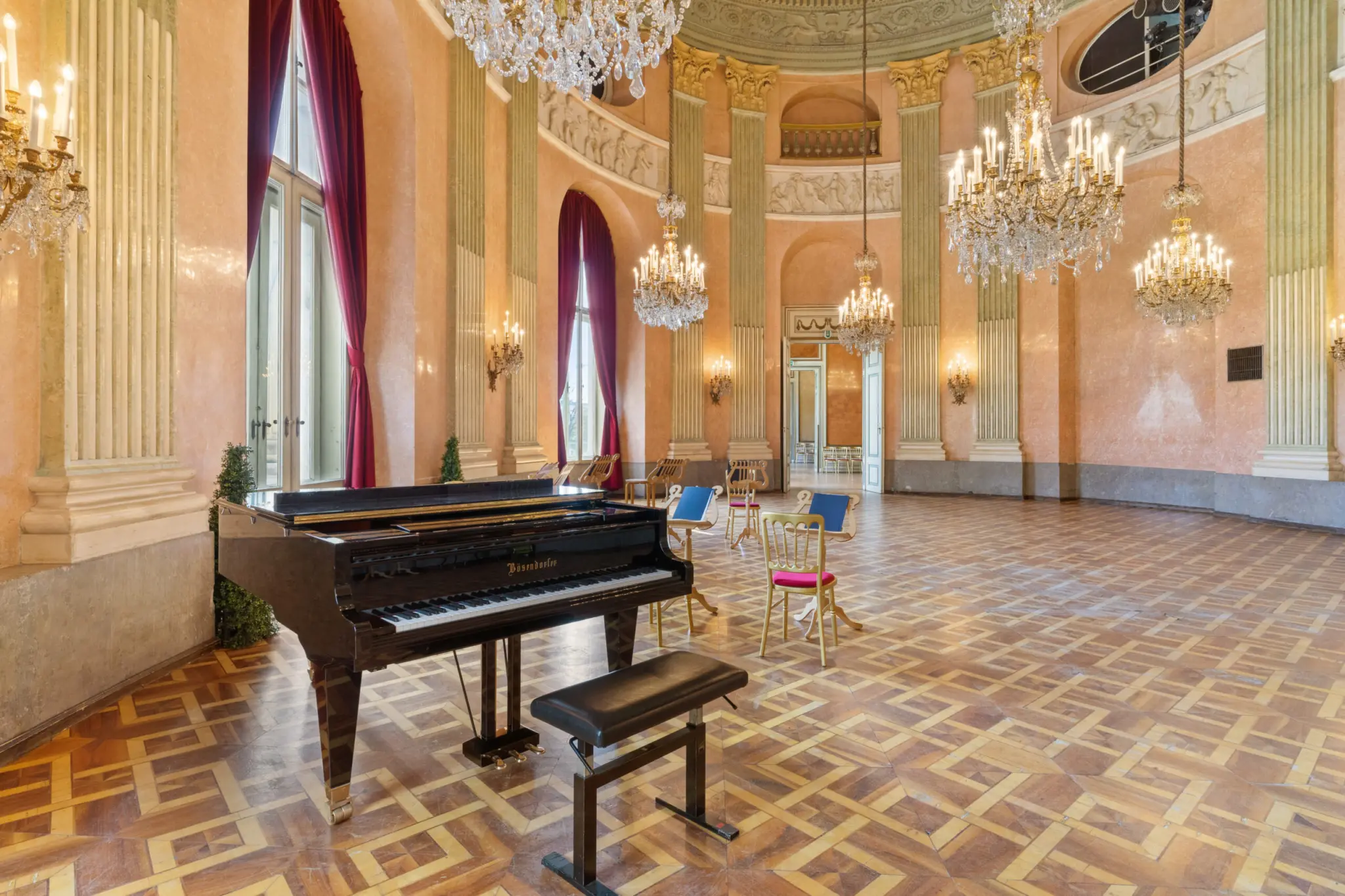 backbone_40595_004_HD